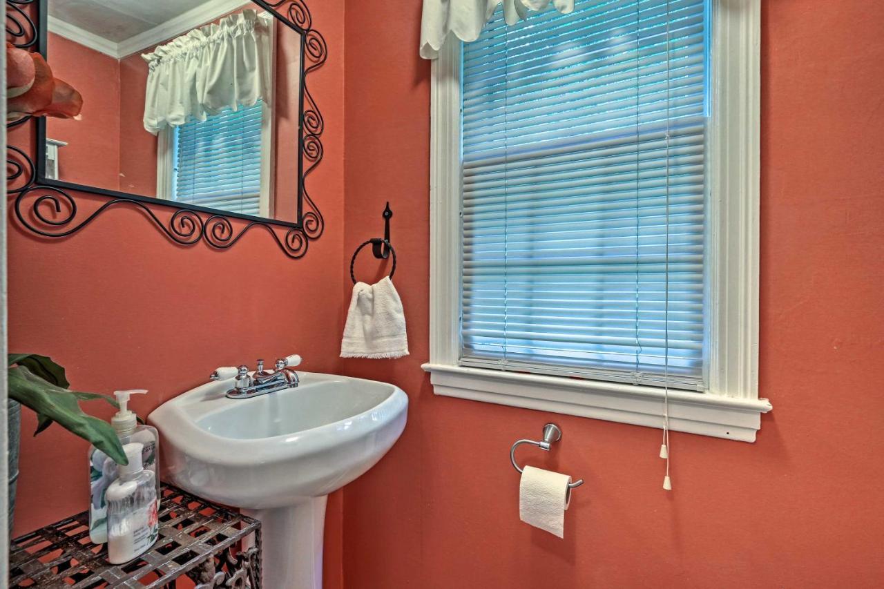 Historic Essex Home With Large Yard Near Downtown! ภายนอก รูปภาพ